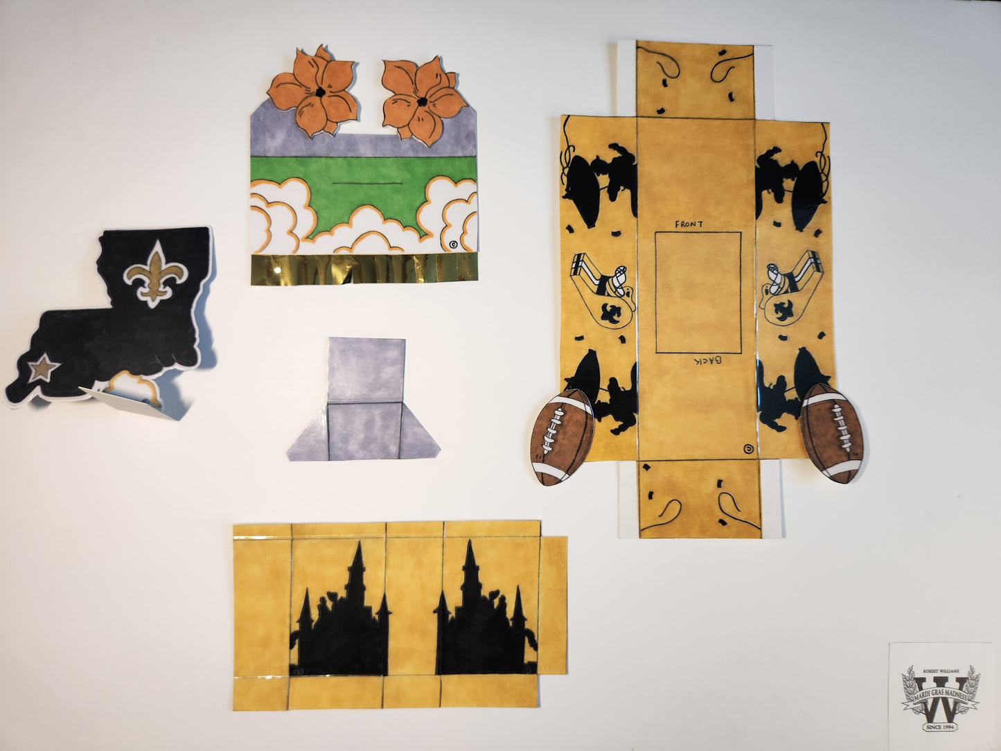 Black & Gold New Orleans Style Miniature Double-Deck Seasonal Centerpiece Float Kit