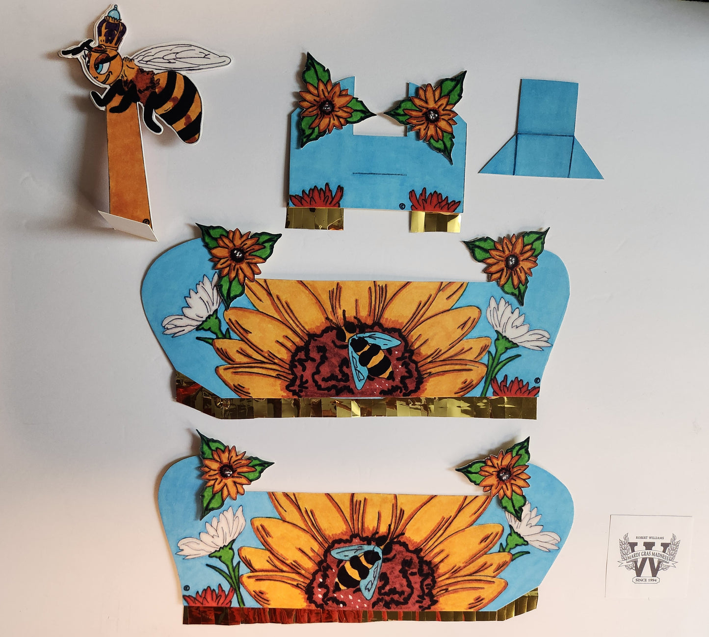 Queen Bee Mini Spring Double-Deck  Seasonal Centerpiece Float